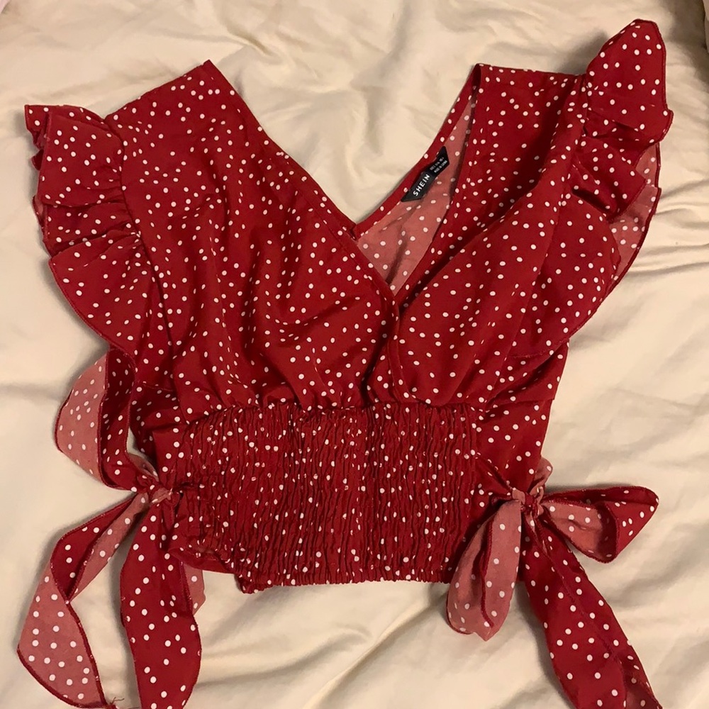cute top from shein, brand new!